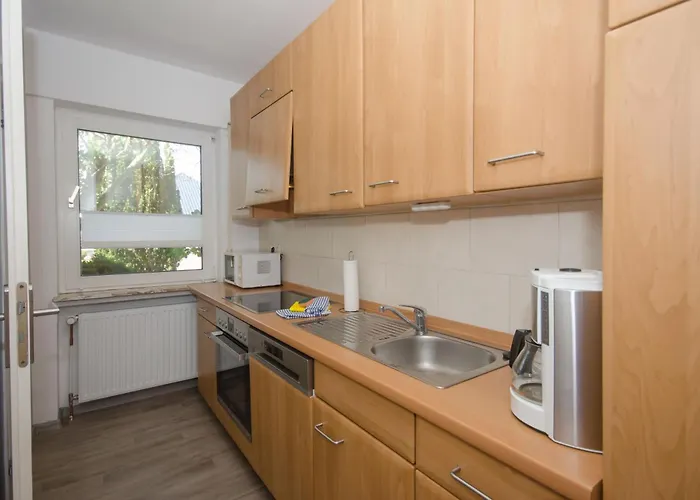 Voss, 65260 * Moormerland